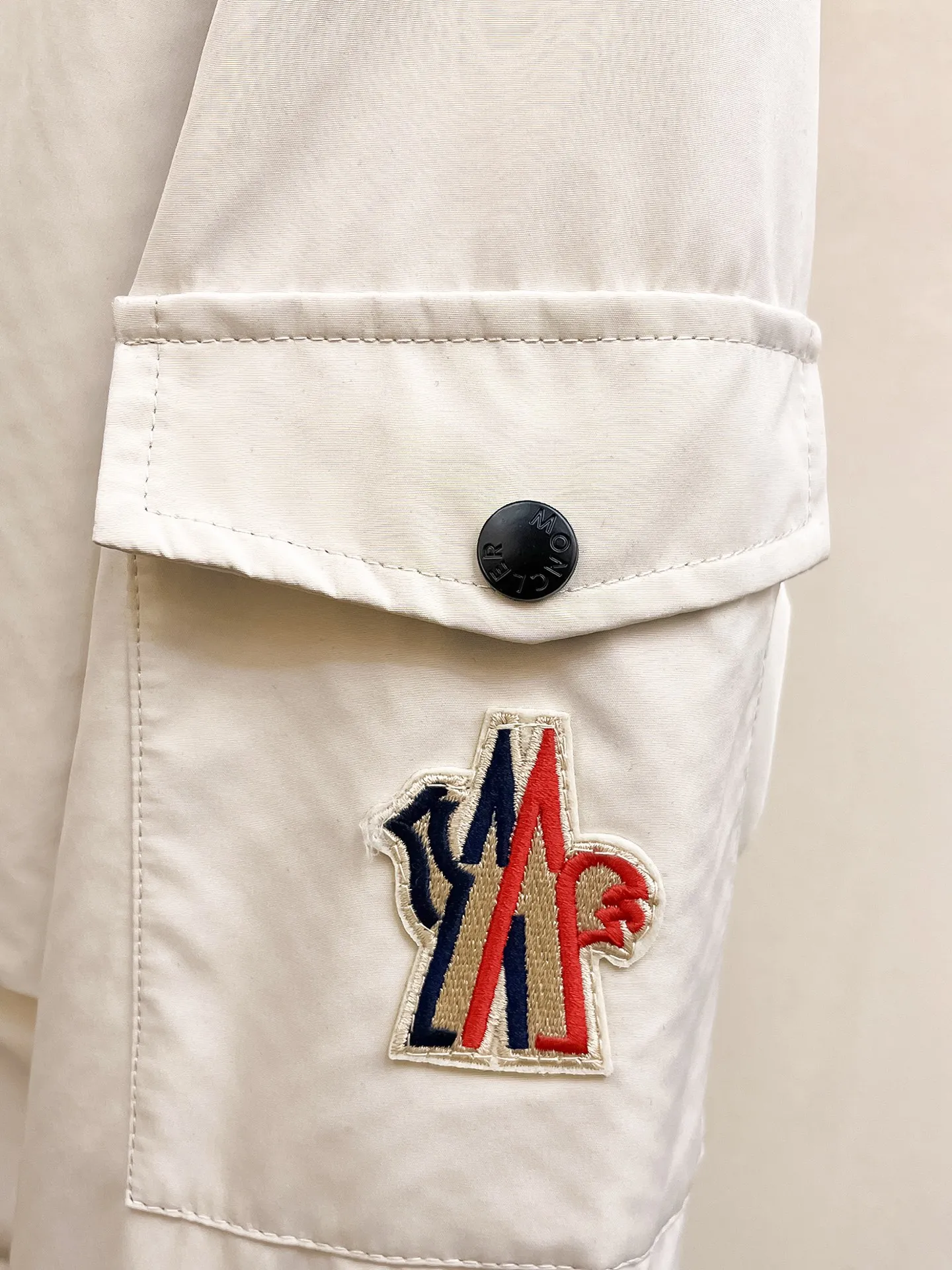 Same Style， ， 2026 New Arrival ，Original Premium Breathable ， ， ， Quality。 ， Sizes：M～3XL